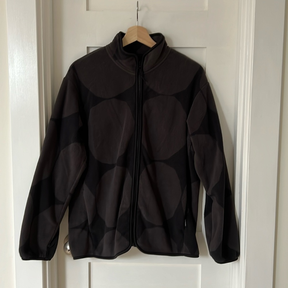 Uniqlo x Marimekko fleece. Black and dark grey. Size L
